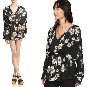 Free People Women's Tuscan Dreams Black Floral Tunic Blouse Size Small